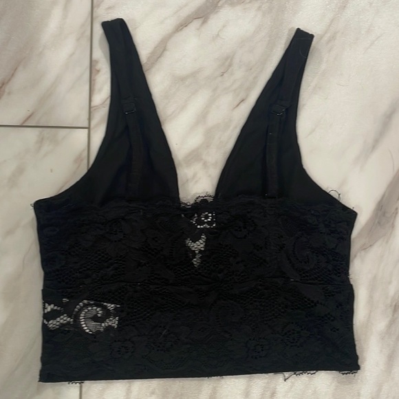 Garage - Picture 2 of 2